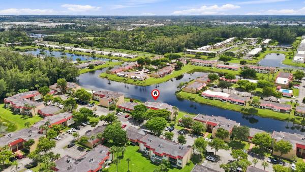 198 Lake Frances Dr, West Palm Beach, Florida 33411, image 2