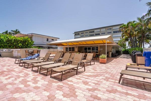 Christopher House, 401 Briny Ave #315, Pompano Beach, Florida 33062, image 1