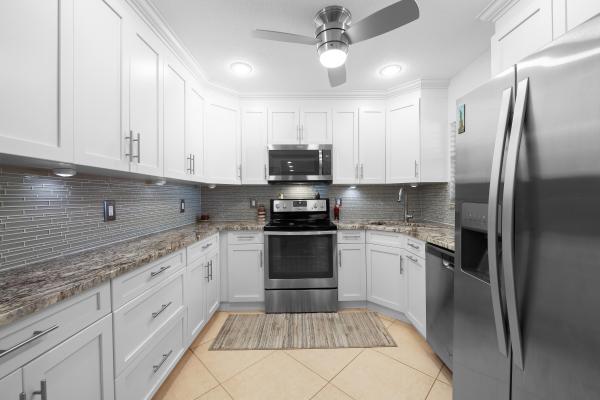 3459 Cocoplum Cir #3430, Coconut Creek, Florida 33063, image 3