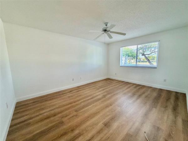 Weldon, 9587 Weldon Cir #B204, Tamarac, Florida 33321, image 2