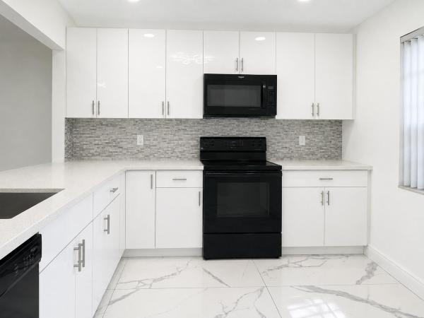 Lakes Of Boca Barwood, 23301 Barlake Dr, Boca Raton, Florida 33433, image 3