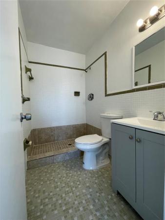 19255 NE 2nd Ave #2224, Unincorporated Dade County, Florida 33179, image 3