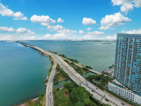 Blue On The Bay, 601 NE 36th St #2806, Miami, Florida 33137, image 2