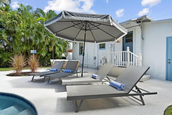 The Gardens, 721 Dobbins St, West Palm Beach, Florida 33405, image 1