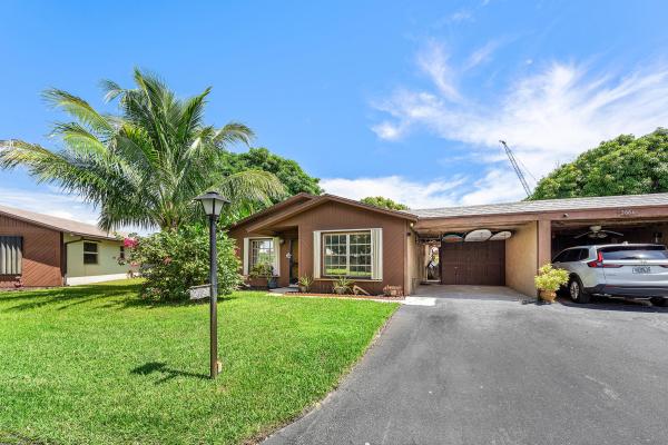 Los Mangos Patio Villas, 2664 SE 27th Ln #58A, Boynton Beach, Florida 33435, image 3