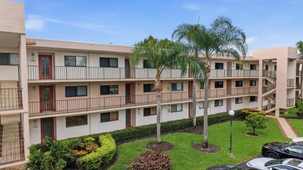 Watersedge At Lakes Of Delray, 15075 Witney Rd #303, Delray Beach, Florida 33484, image 3