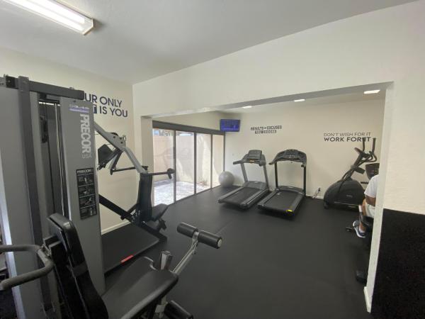 Island Club, 777 S Federal Hwy #209-B, Pompano Beach, Florida 33062, image 3