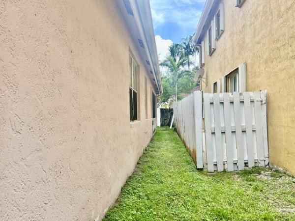 Melrose Cove, 2302 SW 125th Ave, Miramar, Florida 33027, image 1