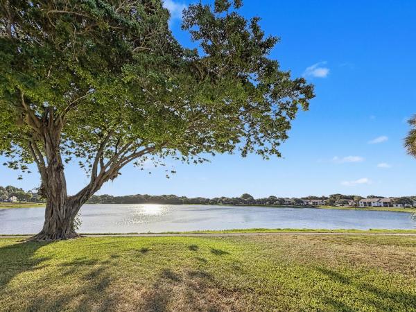 Lake Windwood, 330 Palmwood Pl #2100, Boca Raton, Florida 33431, image 3