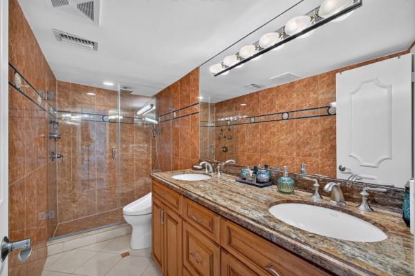 Phoenix Towers, 2800 N Ocean Dr #A10D, Riviera Beach, Florida 33404, image 2