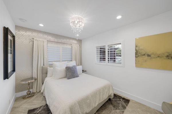 Bel Marra, 713 Forsyth St, Boca Raton, Florida 33487, image 2