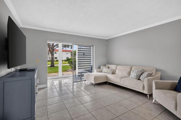Abbey Village, 22 Abbey Ln #101, Delray Beach, Florida 33446, image 2
