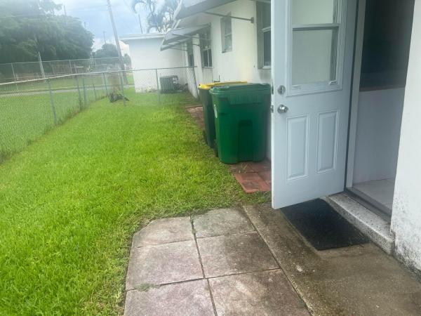 220 NE 1st St #1-2, Dania Beach, Florida 33004, image 2