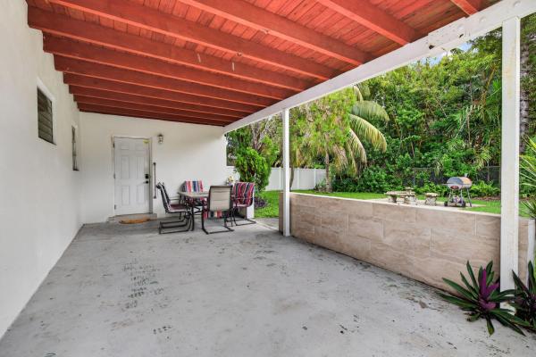 Royal Palm Vista, 210 NE 5th Ave, Dania Beach, Florida 33004, image 2