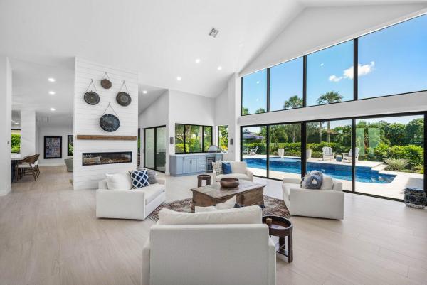 Bocaire Country Club, 4832 Chamal Cir, Boca Raton, Florida 33487, image 2