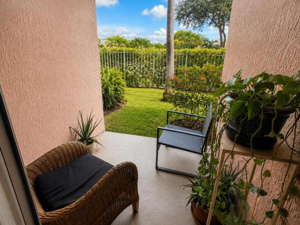 Serenity Palms, 3271 Sabal Palm Mnr #106, Davie, Florida 33024, image 2