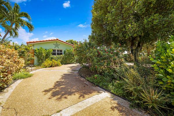 2242 NW 3rd Ct, Boca Raton, Florida 33431, image 1