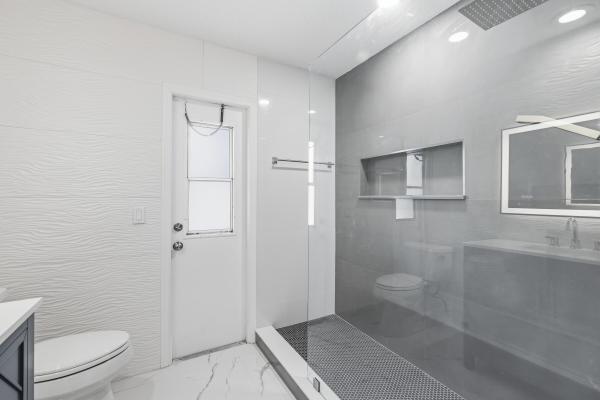Crestwood, 104 Oxford Ct, Royal Palm Beach, Florida 33411, image 3