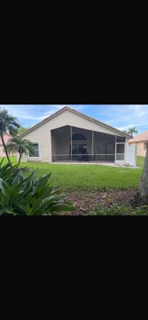 The Estates At Oak Hamlet, 1951 Oak Berry Cir, Wellington, Florida 33414, image 3