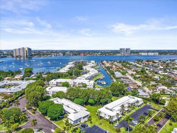 Sugar Sands, 1205 E Sandy Ln #249, Riviera Beach, Florida 33404, image 2
