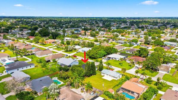 Cashmere Cove, 820 SW Jennifer Ter, Port St. Lucie, Florida 34953, image 1
