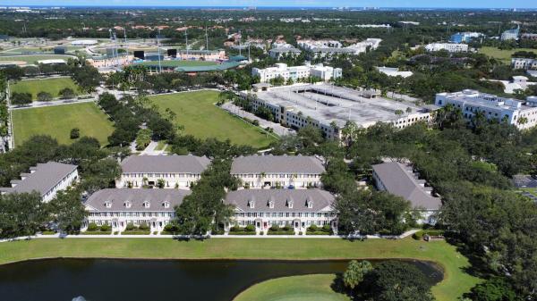 Charleston Court At Abacoa, 134 Wentworth Ct, Jupiter, Florida 33458, image 1