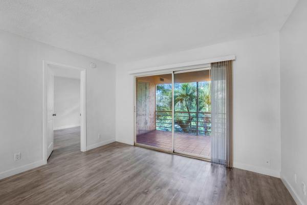 Casa Del Sol, 1400 NE 57th St #304, Fort Lauderdale, Florida 33334, image 2