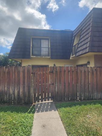 Cherry Lane Townhomes, 4640 Cherry Rd #150, West Palm Beach, Florida 33417, image 3