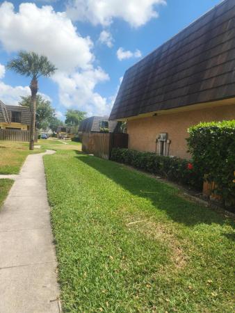 Cherry Lane Townhomes, 4640 Cherry Rd #150, West Palm Beach, Florida 33417, image 2