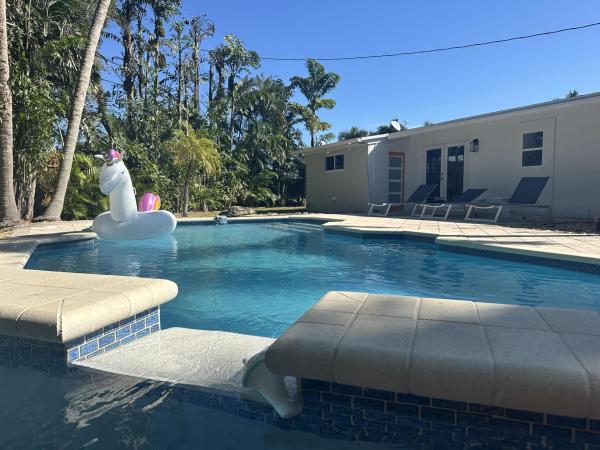 Babco Heights, 317 NW 26th Ct, Wilton Manors, Florida 33311, image 2