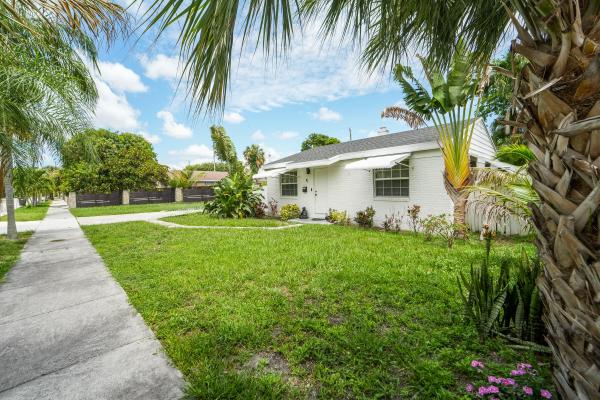 Bonnyview, 1007 Charles St, West Palm Beach, Florida 33401, image 1