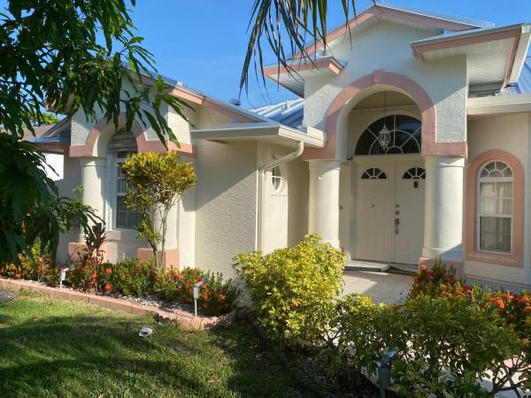 Riverview, 962 SE Breakwater Ave, Port St. Lucie, Florida 34983, image 1