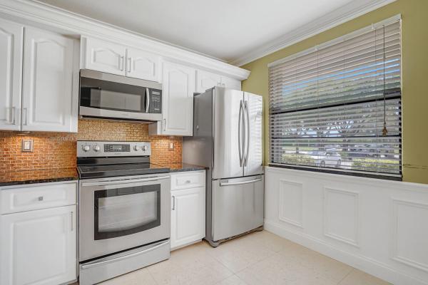 Whitehall At Camino Real, 6073 Balboa Cir #105, Boca Raton, Florida 33433, image 3