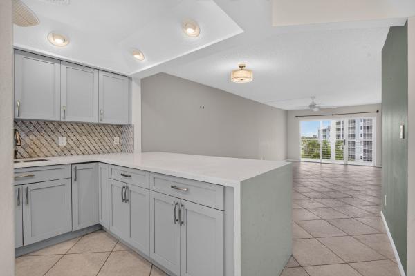 Sea Haven, 2731 NE 14th Street Cswy #702, Pompano Beach, Florida 33062, image 3