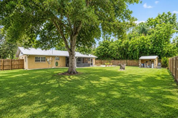 Lakewood Park, 5605 Winter Garden Pkwy, Fort Pierce, Florida 34951, image 2
