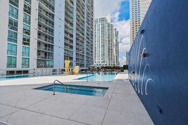 One Miami East, 335 S Biscayne Blvd #1002, Miami, Florida 33131, image 3
