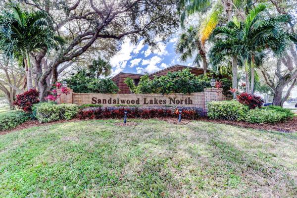 Village Of Sandalwood Lakes, 2409 24th Way, West Palm Beach, Florida 33407, image 2