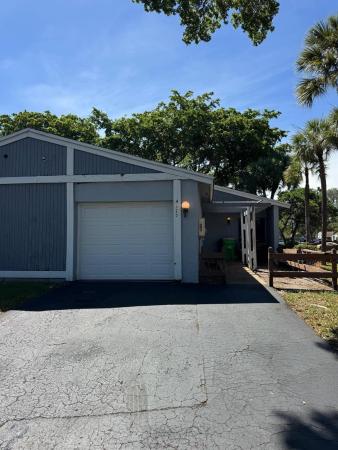 Heftler Townhouses At Red Bridge, 4125 NW 78th Ave, Sunrise, Florida 33351, image 3