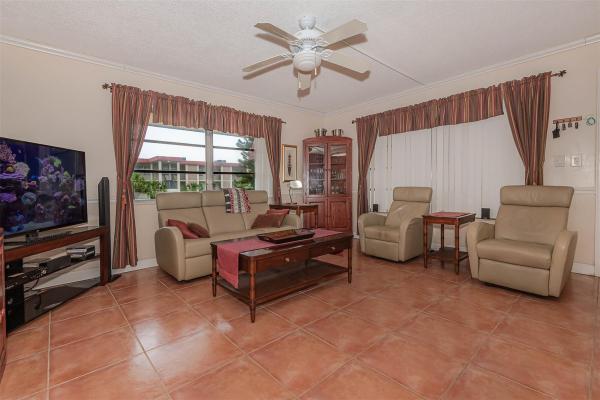 Lauderdale Oaks, 3071 NW 47th Ter #326, Lauderdale Lakes, Florida 33313, image 3