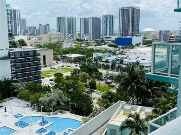 Quantum On The Bay, 1900 N Bayshore Dr #1705, Miami, Florida 33132, image 3