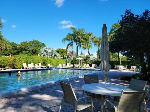 Palm-Aire Country Club 4, 3150 N Course Ln #510, Pompano Beach, Florida 33069, image 2