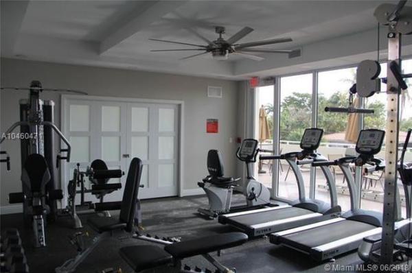 White Egret, 2200 NE 33rd Ave #9A, Fort Lauderdale, Florida 33305, image 1