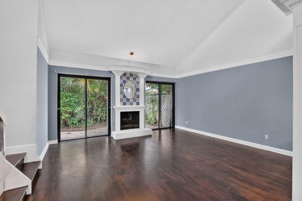 Sierra Del Mar, 7666 Sierra Ter W, Boca Raton, Florida 33433, image 2