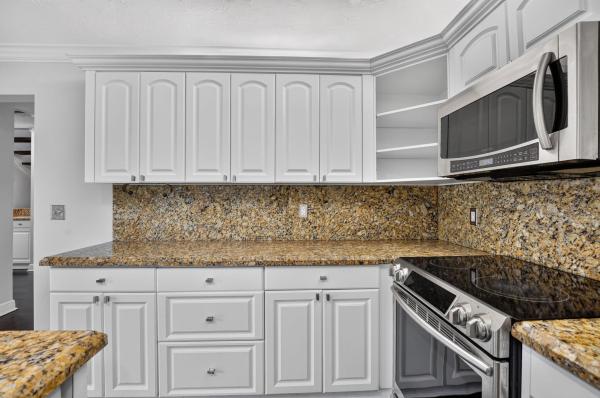 Sierra Del Mar, 7666 Sierra Ter W, Boca Raton, Florida 33433, image 1