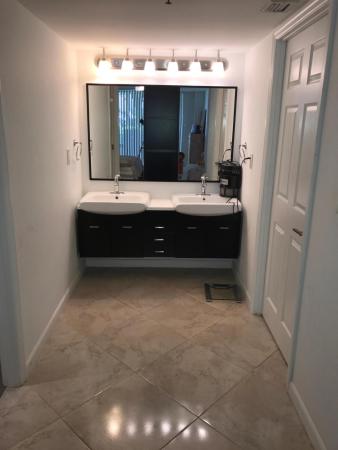 Winston Towers 700, 290 174th St #L18, Sunny Isles Beach, Florida 33160, image 1