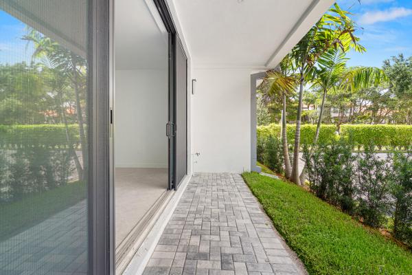 702 Cypress Grove Dr #702, Pompano Beach, Florida 33069, image 2