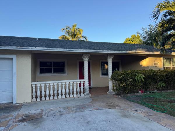 Lake Clarke South, 1780 16th Ave N, Lake Worth Beach, Florida 33460, image 2