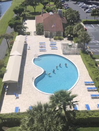 Huntington Lakes 1, 6585 Kensington Ln #102, Delray Beach, Florida 33446, image 2