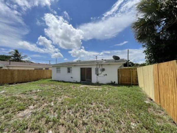 Monroe Heights, 1104 W 24th St, Riviera Beach, Florida 33404, image 3