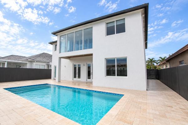 8833 NW 178th St, Hialeah, Florida 33018, image 1